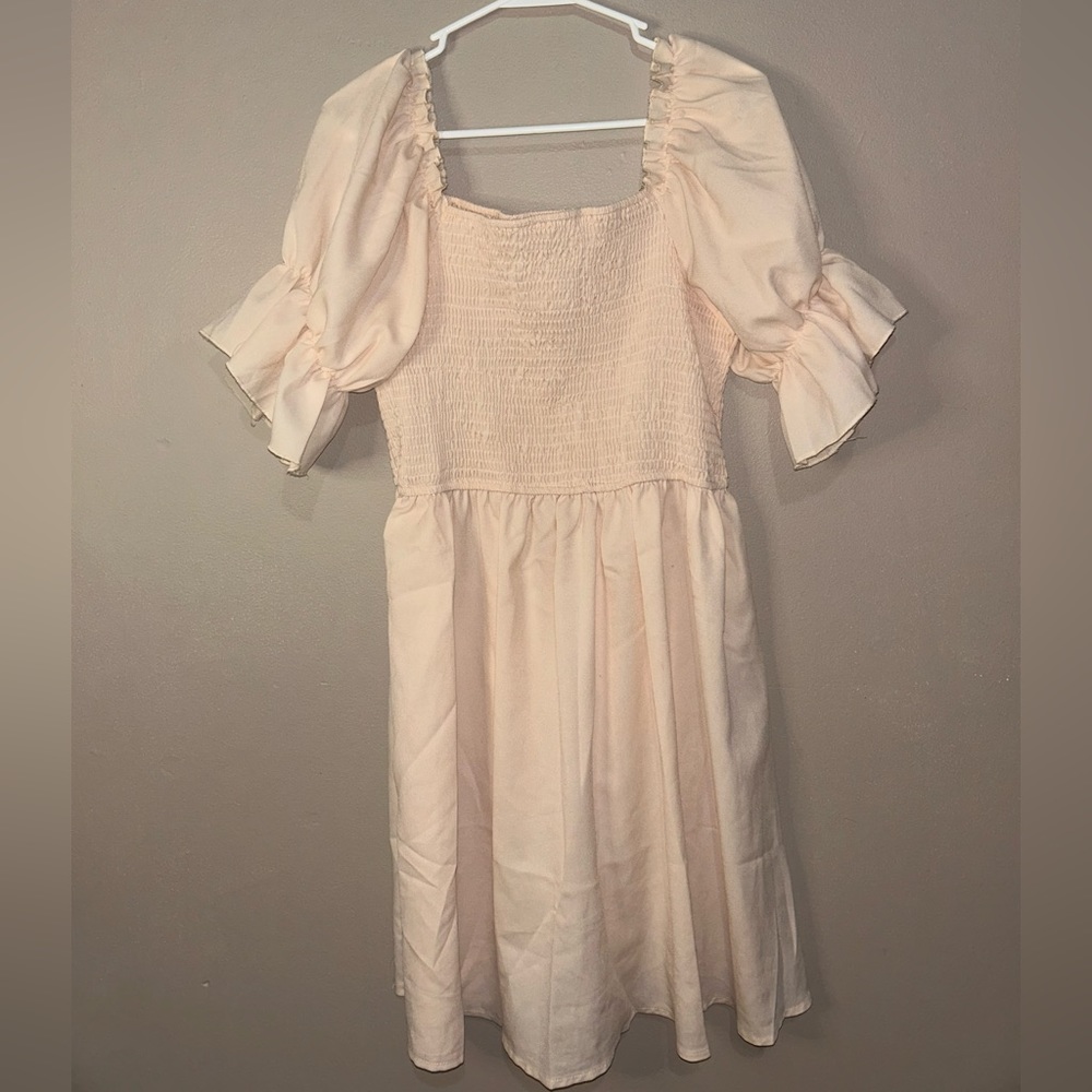 puffy off the shoulder sleeved dress